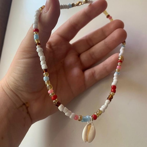 palm necklace with shell - Picture 2 of 2